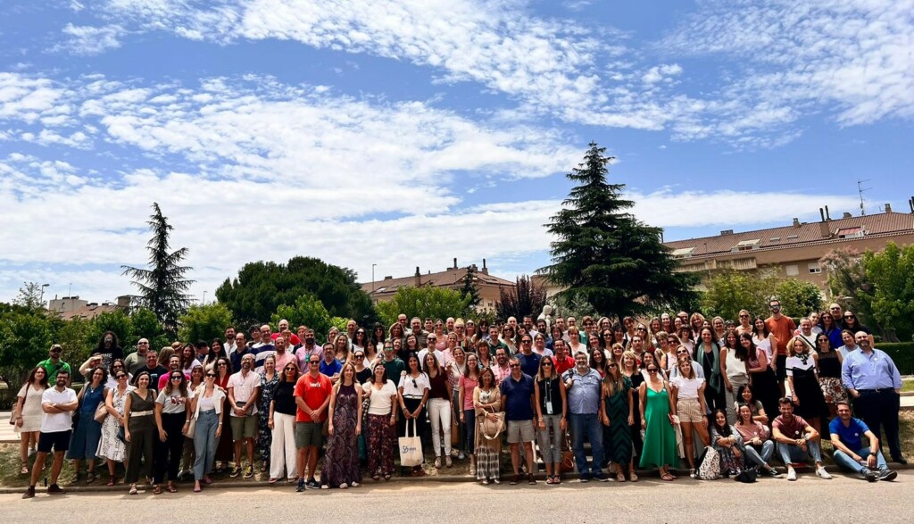 Foto de familia de la formación de profesores Sagrados Corazones 'Generando Vínculos' celebrada en Salamanca del 3 al 5 julio de 2023
